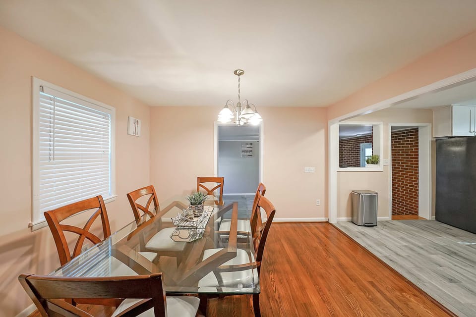 House, Multiple Beds, Patio, Garden View (Marietta 2BR) | Dining