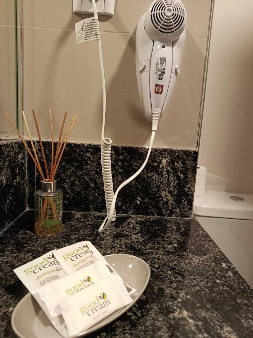 Rainfall showerhead, designer toiletries, hair dryer, bidet