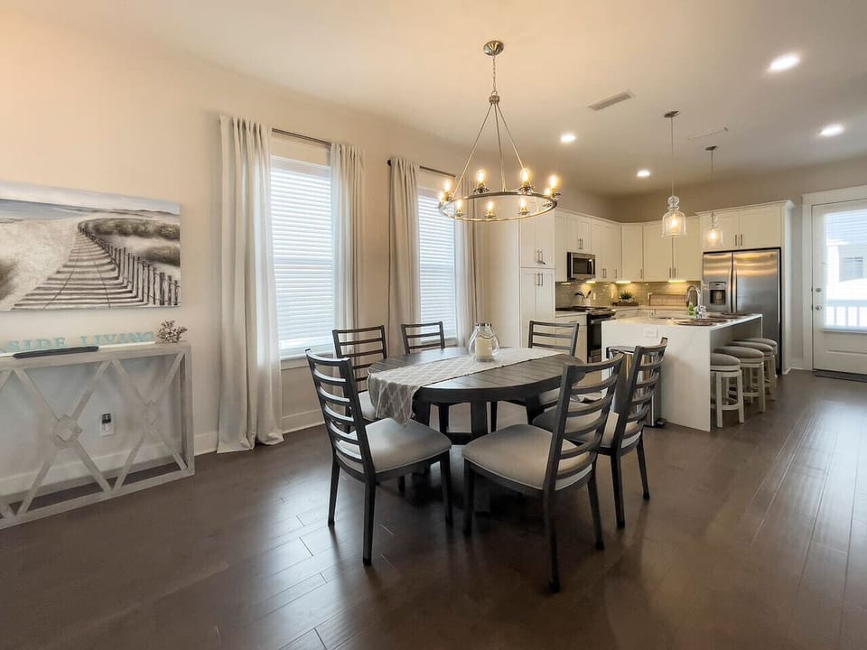 Dining table seating 6, plus bar seating for 4 more.