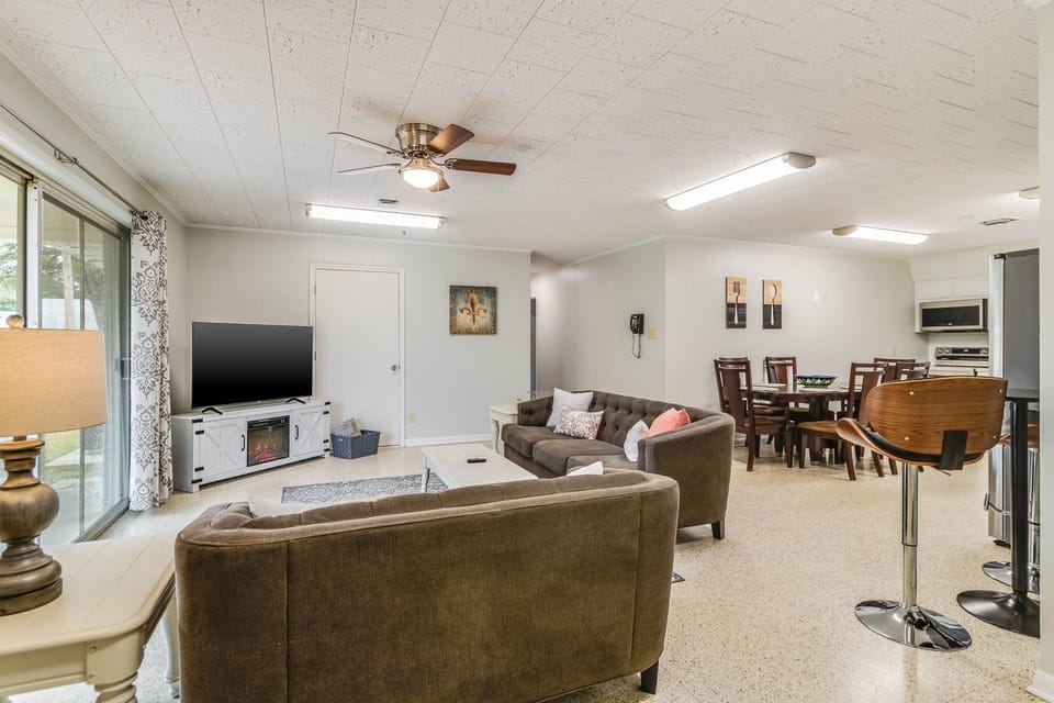 Living Room 1