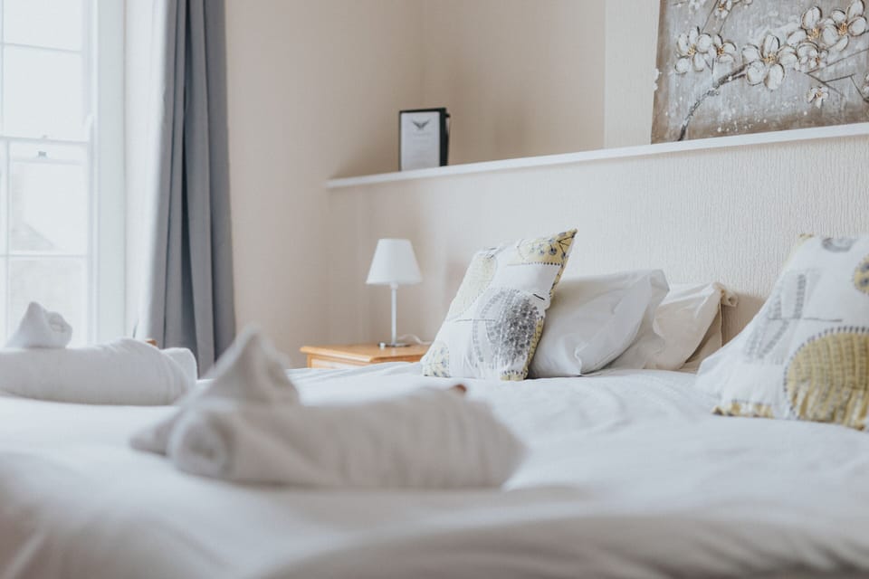 Twin Room, Ensuite | Desk, free WiFi