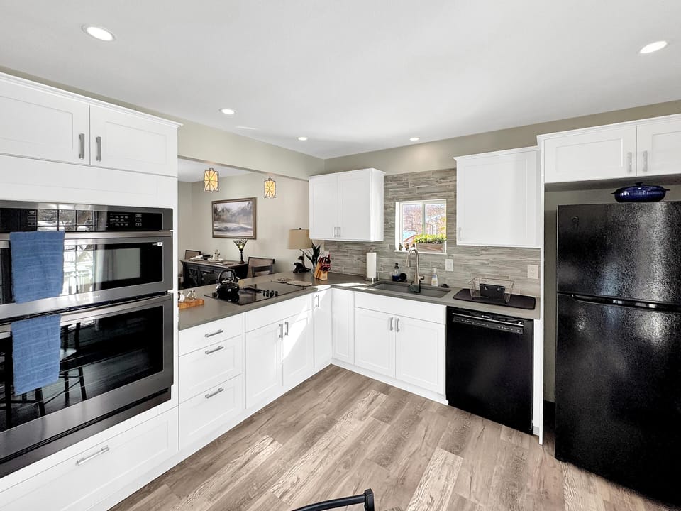 100% updated modern kitchen with all new appliances