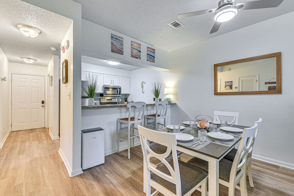 Kitchen & Dining Area | Dishware & Flatware