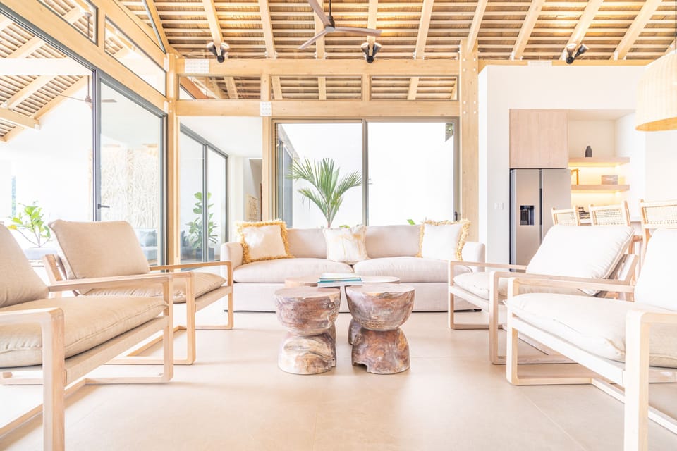 House | 11 bedrooms