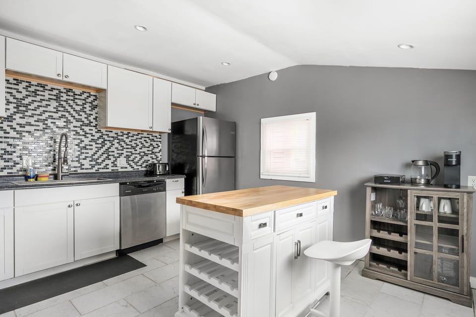 House, 2 Bedrooms, Non Smoking, Kitchen | Private kitchen