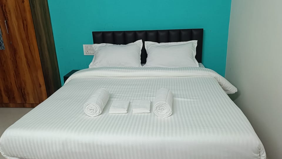Double Room | Free WiFi