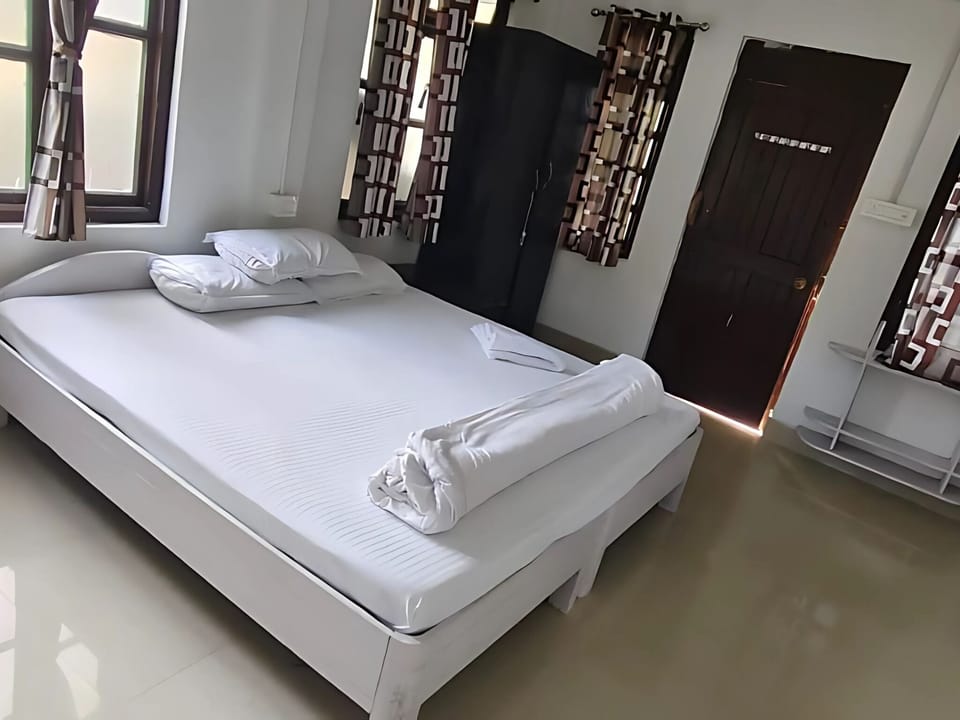 Classic Double Room | Free WiFi