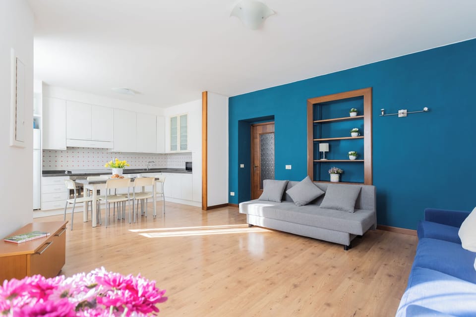 Apartment (2 Bedrooms) | Living area | 32-inch flat-screen TV with cable channels