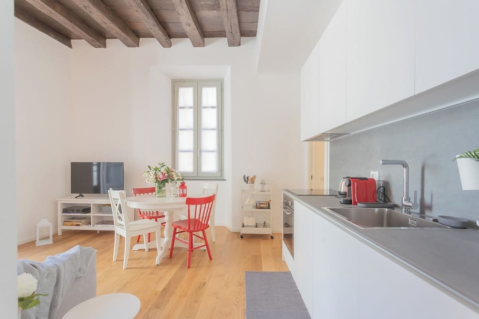 Apartment (1 Bedroom) | Private kitchenette | Fridge, oven, espresso maker, electric kettle