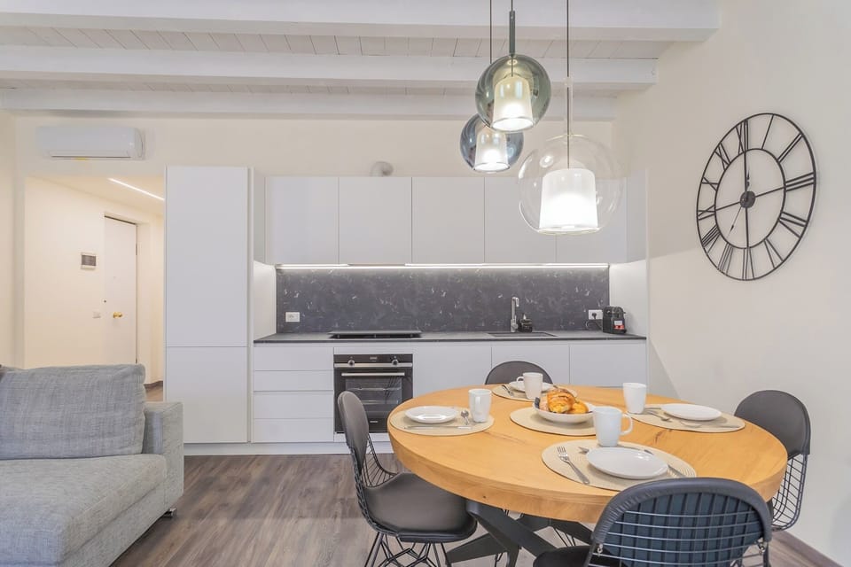 Apartment (1 Bedroom) | Living area