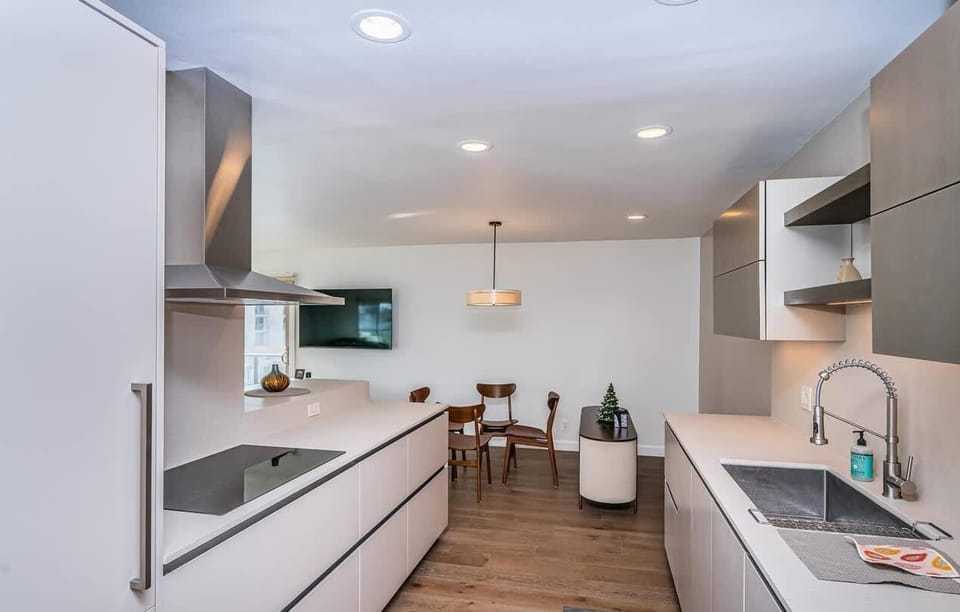 Kitchen and dining 