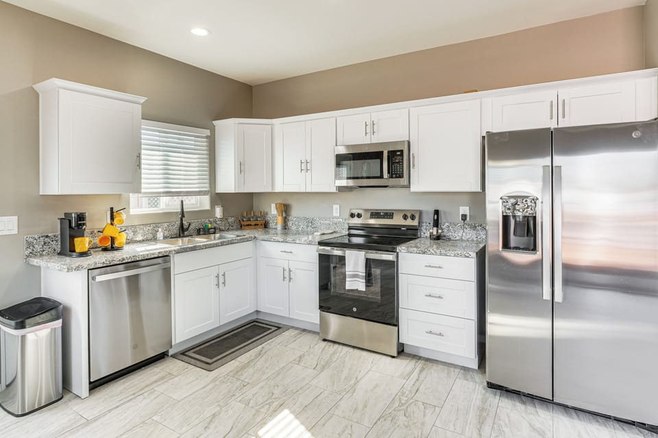 House (3 Bedrooms) | Interior