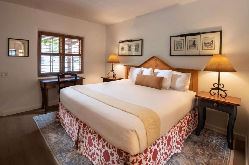 Cozy King Room