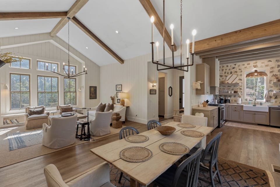 Dining Area / Greatroom