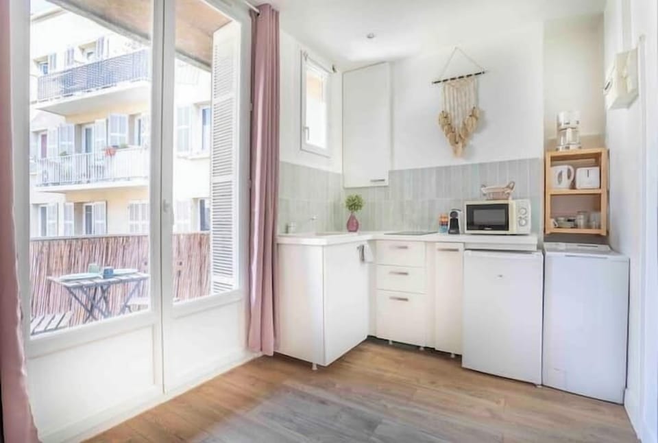 KITCHEN (1)