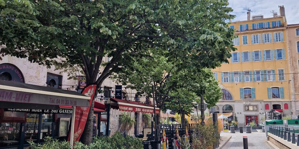 Place aux Huiles