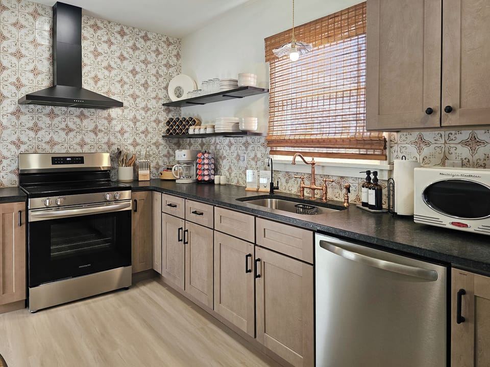 Kitchen Stocked w/ Vacation Cooking Essentials