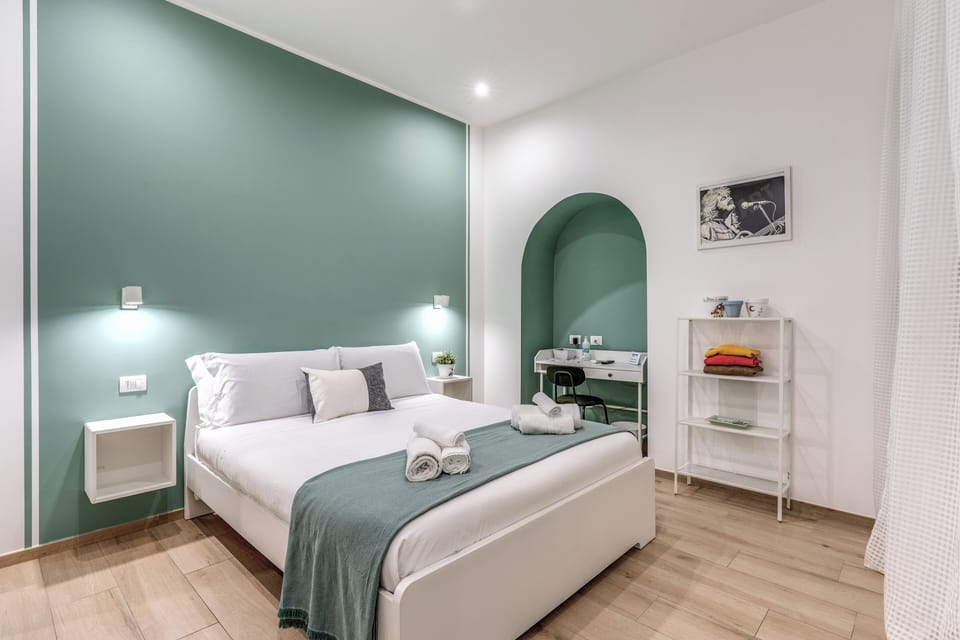 Classic Double Room | Soundproofing, free WiFi