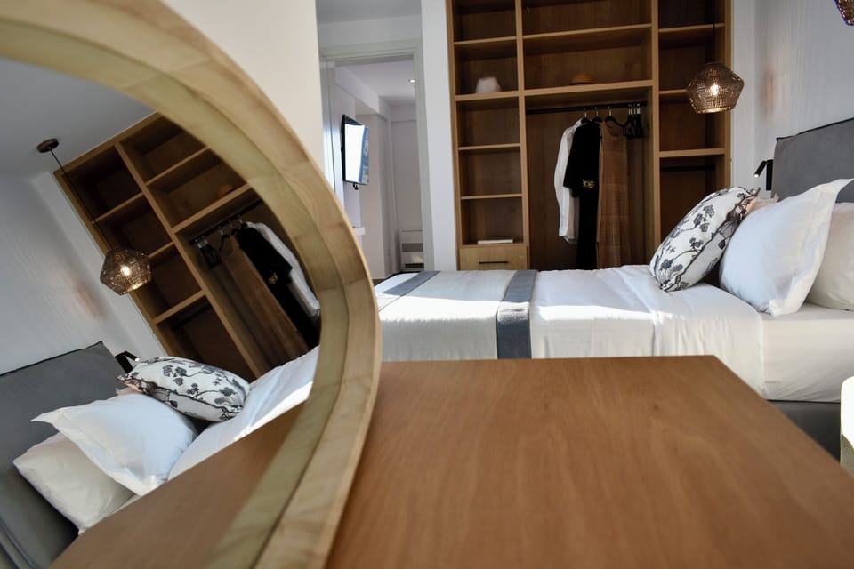 Family Villa, Private Pool, Sea View | Minibar, in-room safe, soundproofing, iron/ironing board