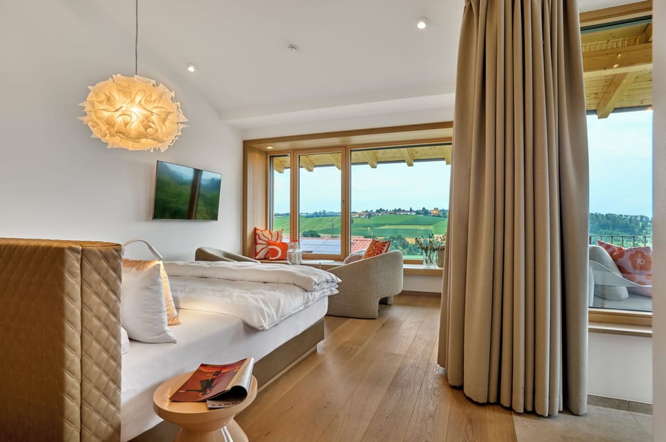 Deluxe Double Room | In-room safe, desk, laptop workspace, blackout drapes