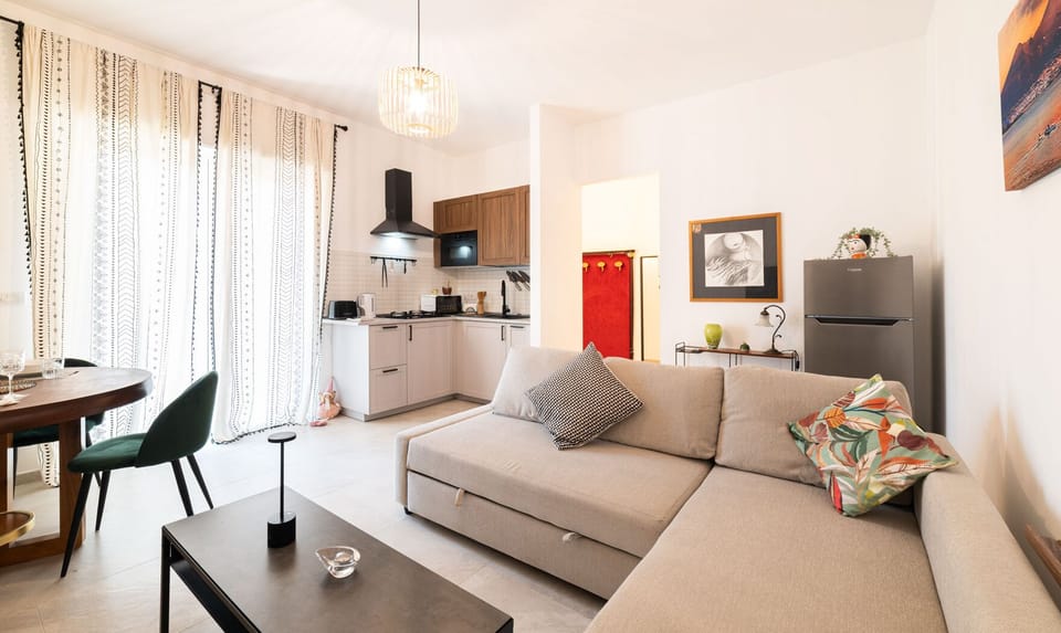 Deluxe Apartment, Balcony, City View | Bathroom