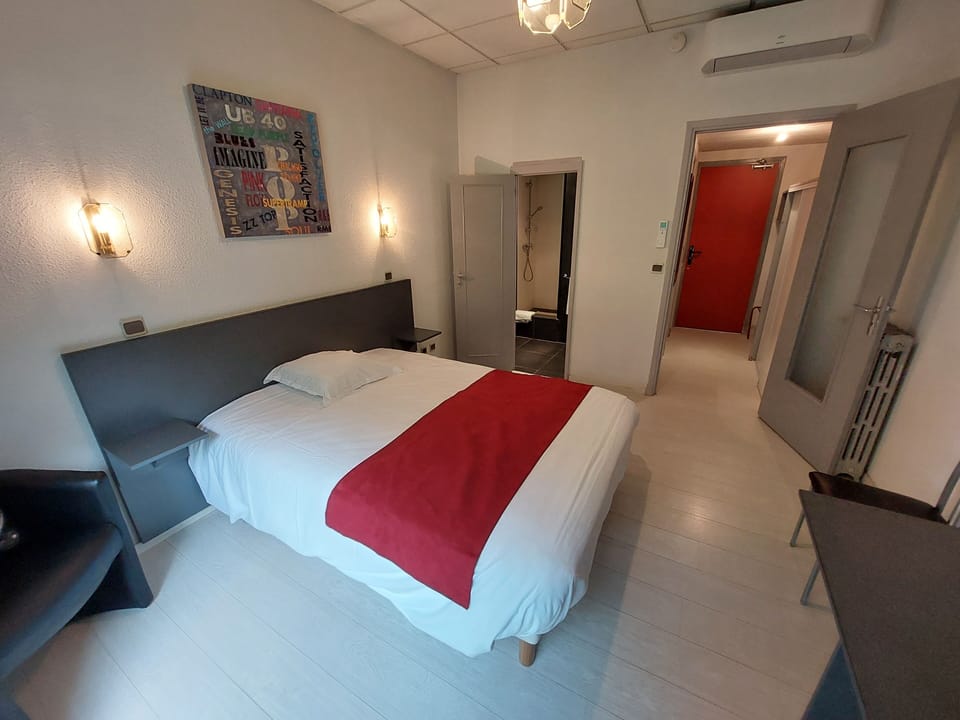 Classic Double Room, Garden View | Free WiFi