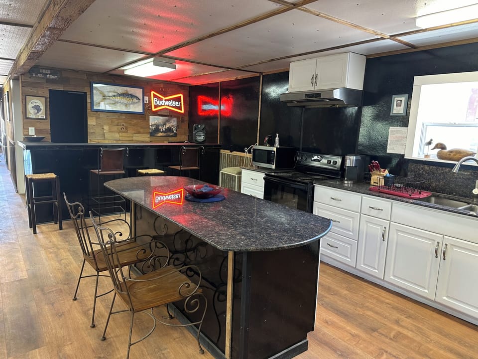 Kitchen and Bar
