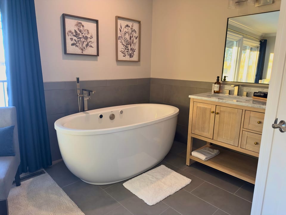 Serenity | Jetted tub