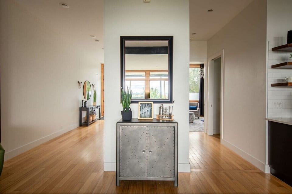 High Ceilings, large hallways