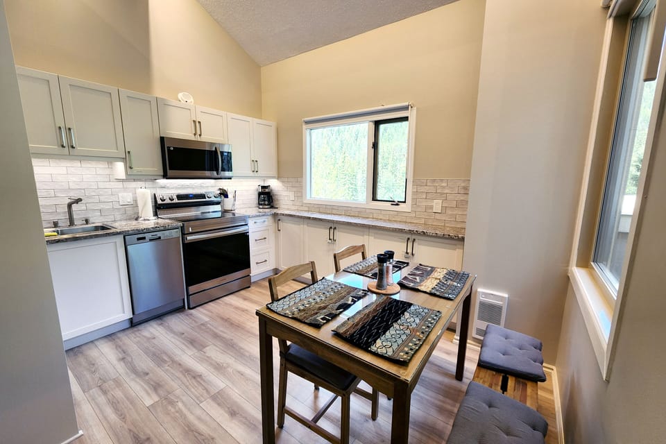 Dining area in the kitchen
