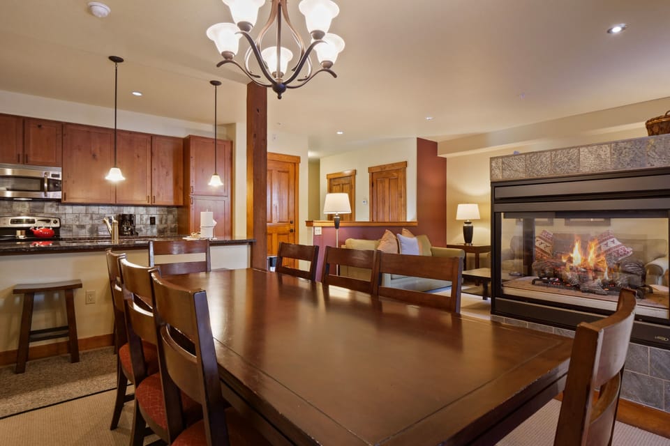 Dining Room, Dining Table, Furniture, Indoors, Table