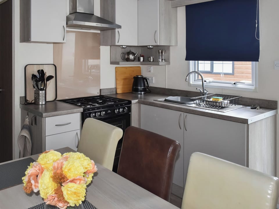 Open plan living space | Seascape Lodge, Sandown