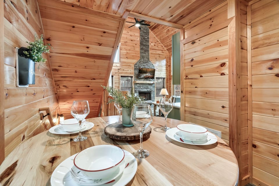 Table and chairs to enjoy a meal. 