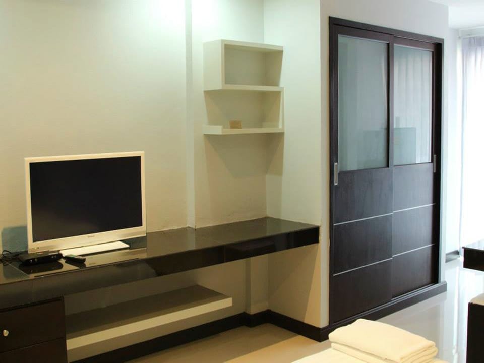 Standard Room, 1 Double Bed, City View | Room amenity