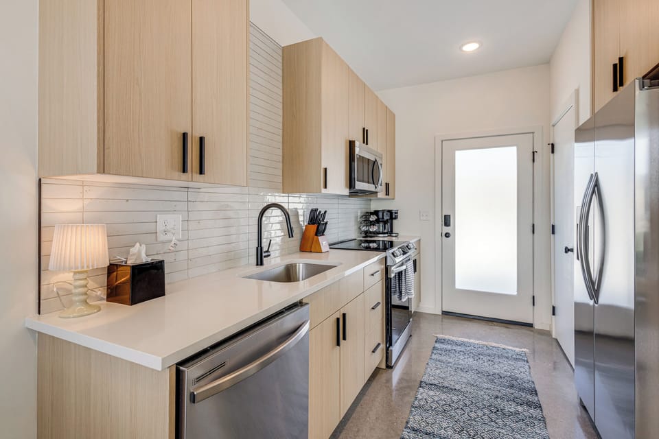 Kitchen | Cooking Basics | Dishwasher | 1st Floor