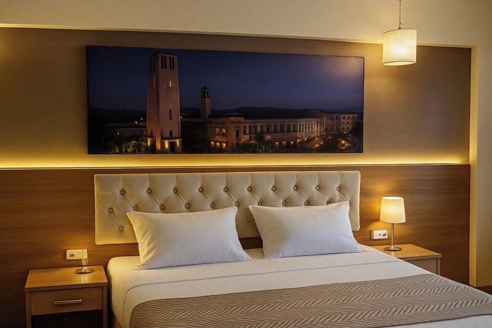 Minibar, free WiFi