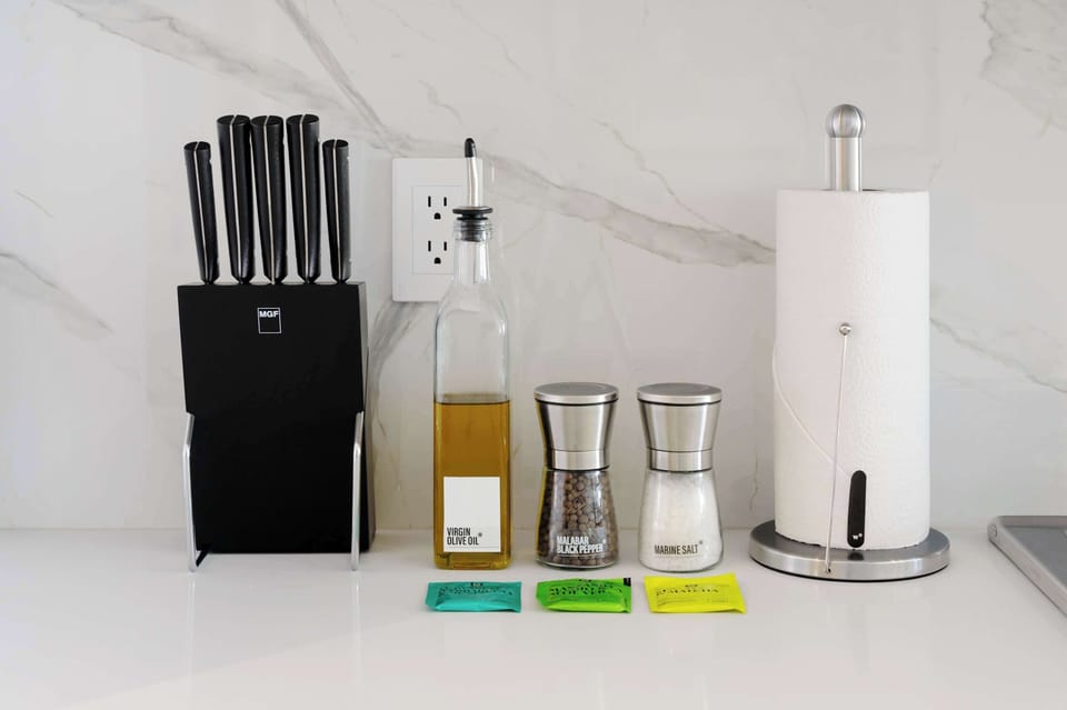 Bathroom amenities