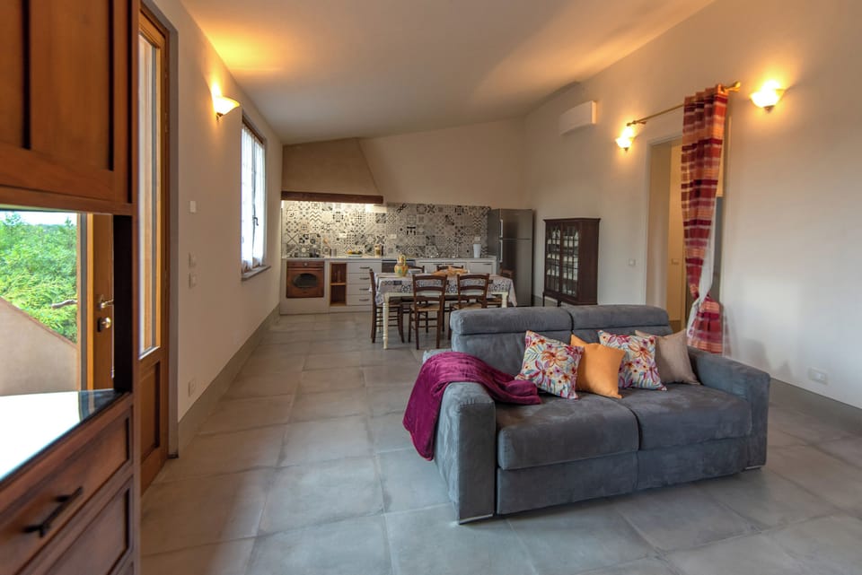 Apartment, Garden View | Living area