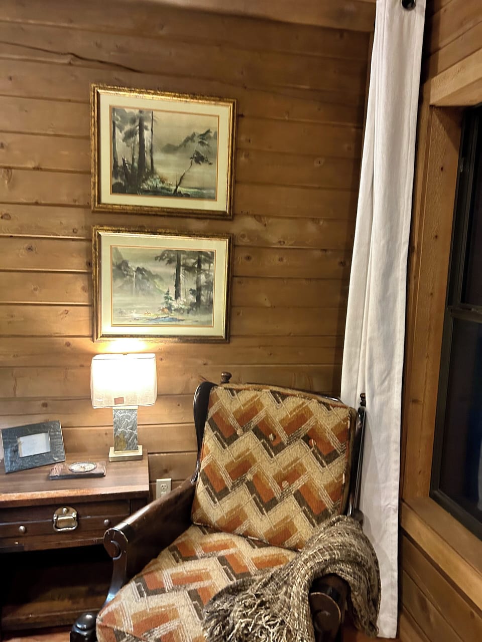 A cozy reading nook for one—perfect for some quiet alone time, diving into a good book, or getting a little work done.