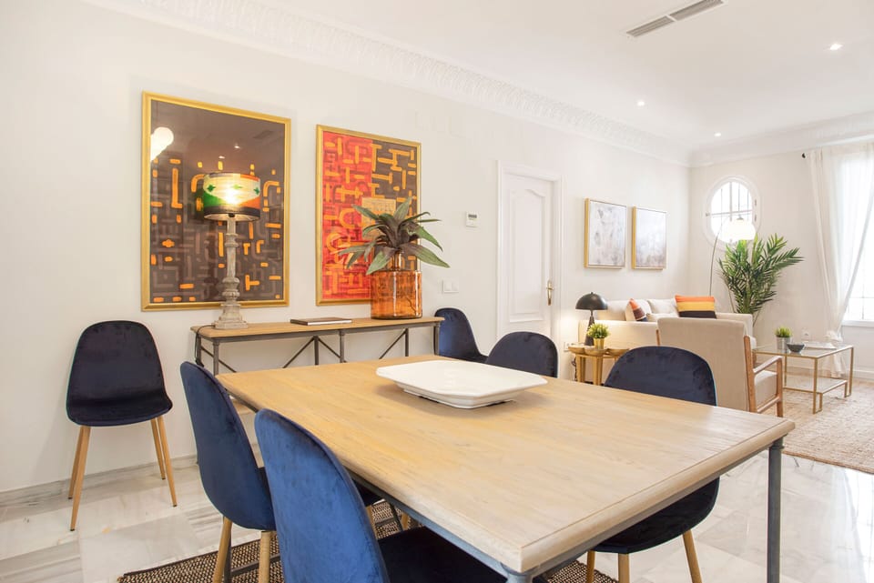 Apartment (2 Bedrooms) | In-room dining