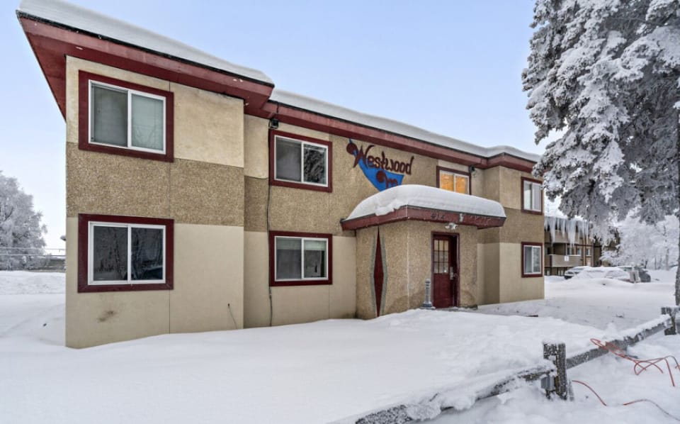 Exterior - Winter