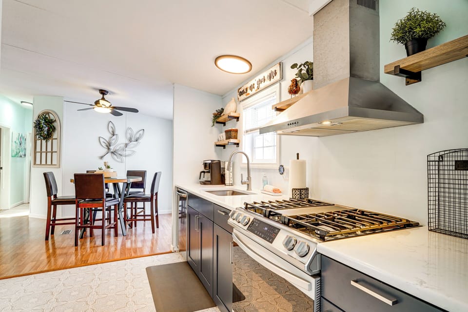 House (3 Bedrooms) | Interior