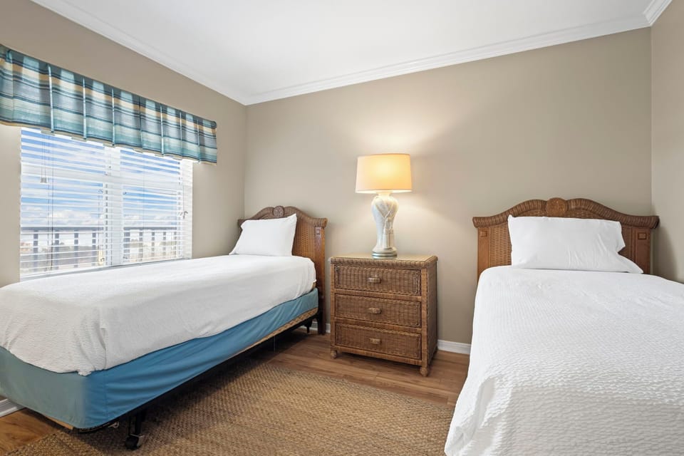 Surd Side Shores 1905 Bedroom