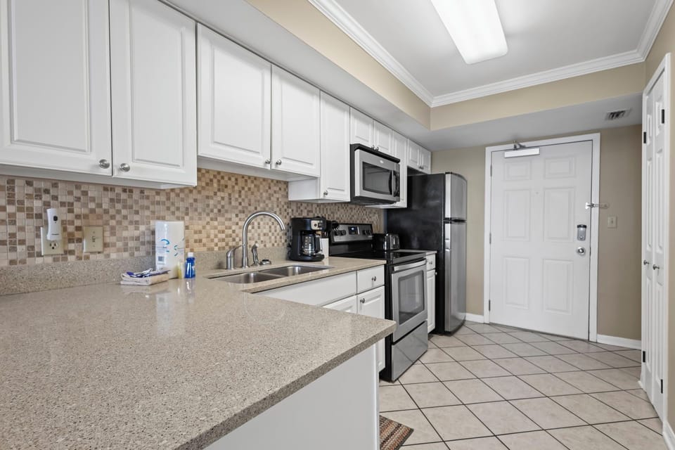 Surd Side Shores 1905 Kitchen
