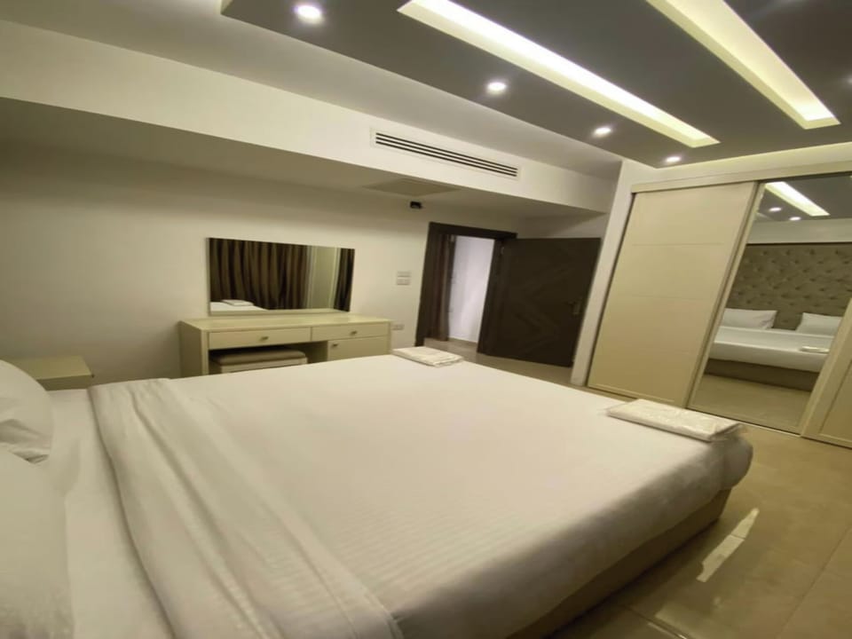 Apartment, 1 Bedroom, Smoking, Terrace | 1 bedroom