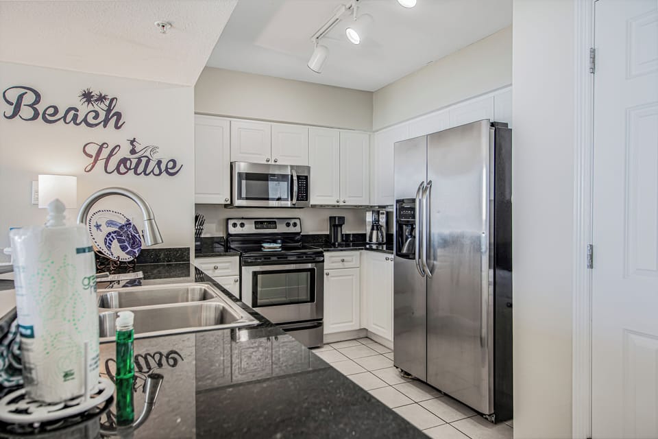 Full Kitchen