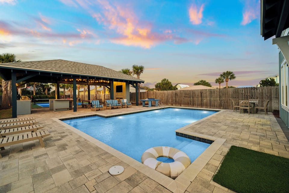 Array_21308FrontBeachRd-8