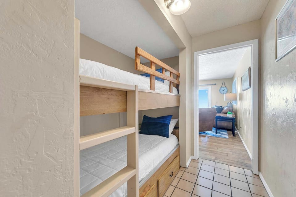 Hallway bunks