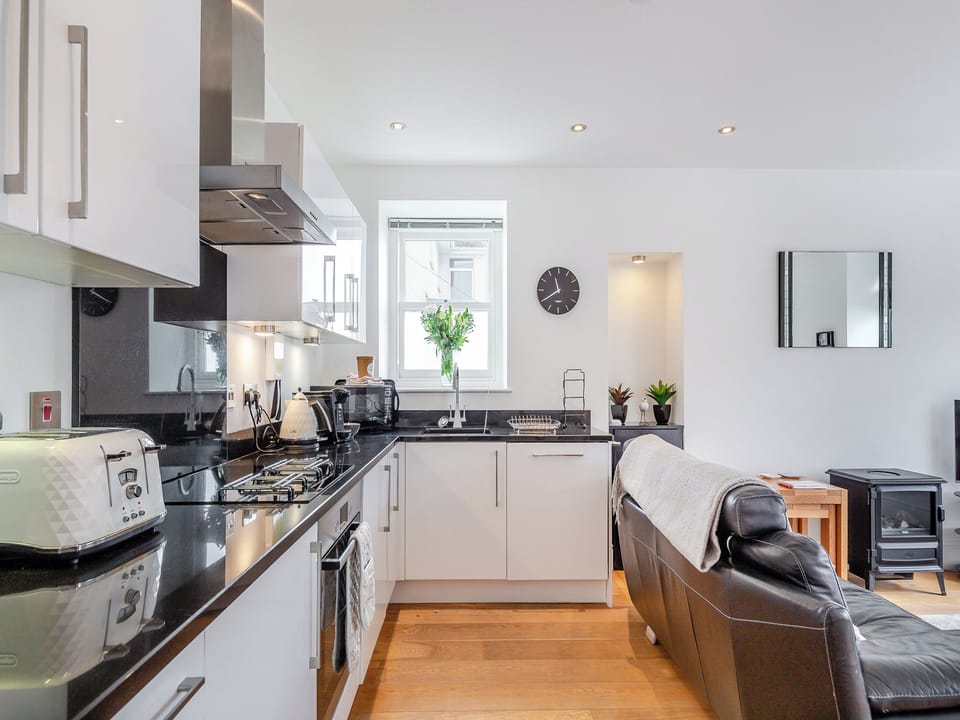 Open plan living space | Gwendrock Diw, Looe