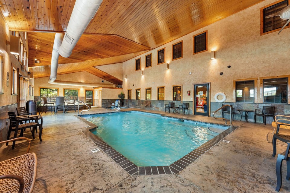 Indoor Pool-Heated - Indoor Pool - Heated